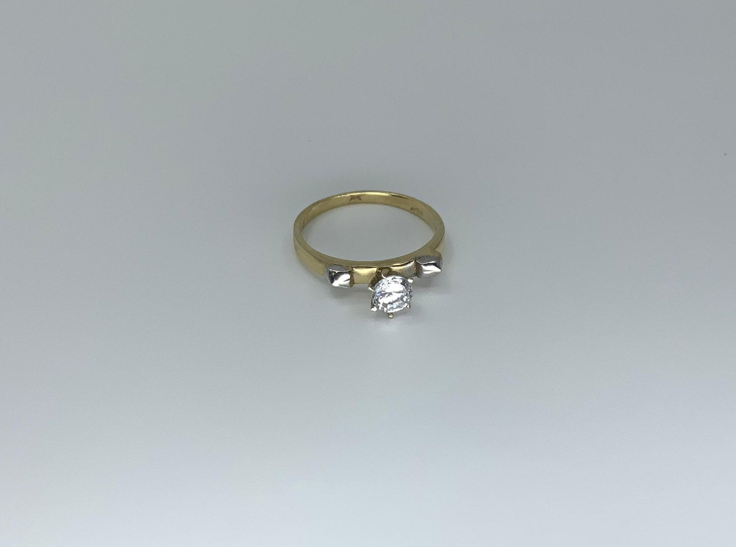 Anillo 7.5mm Oro 14K