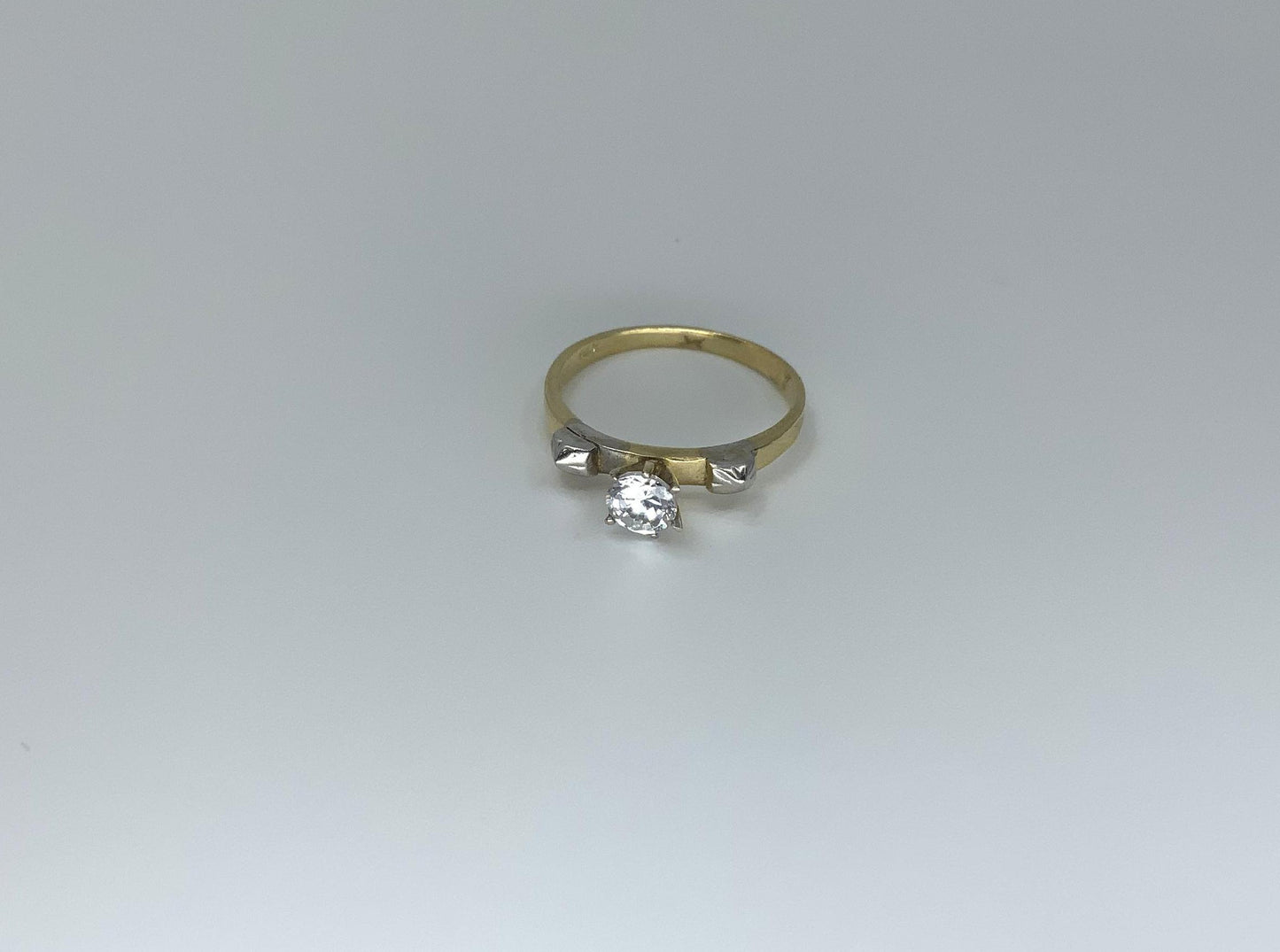 Anillo 7.5mm Oro 14K